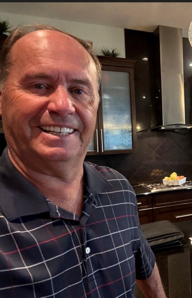 Les Walker, Associate